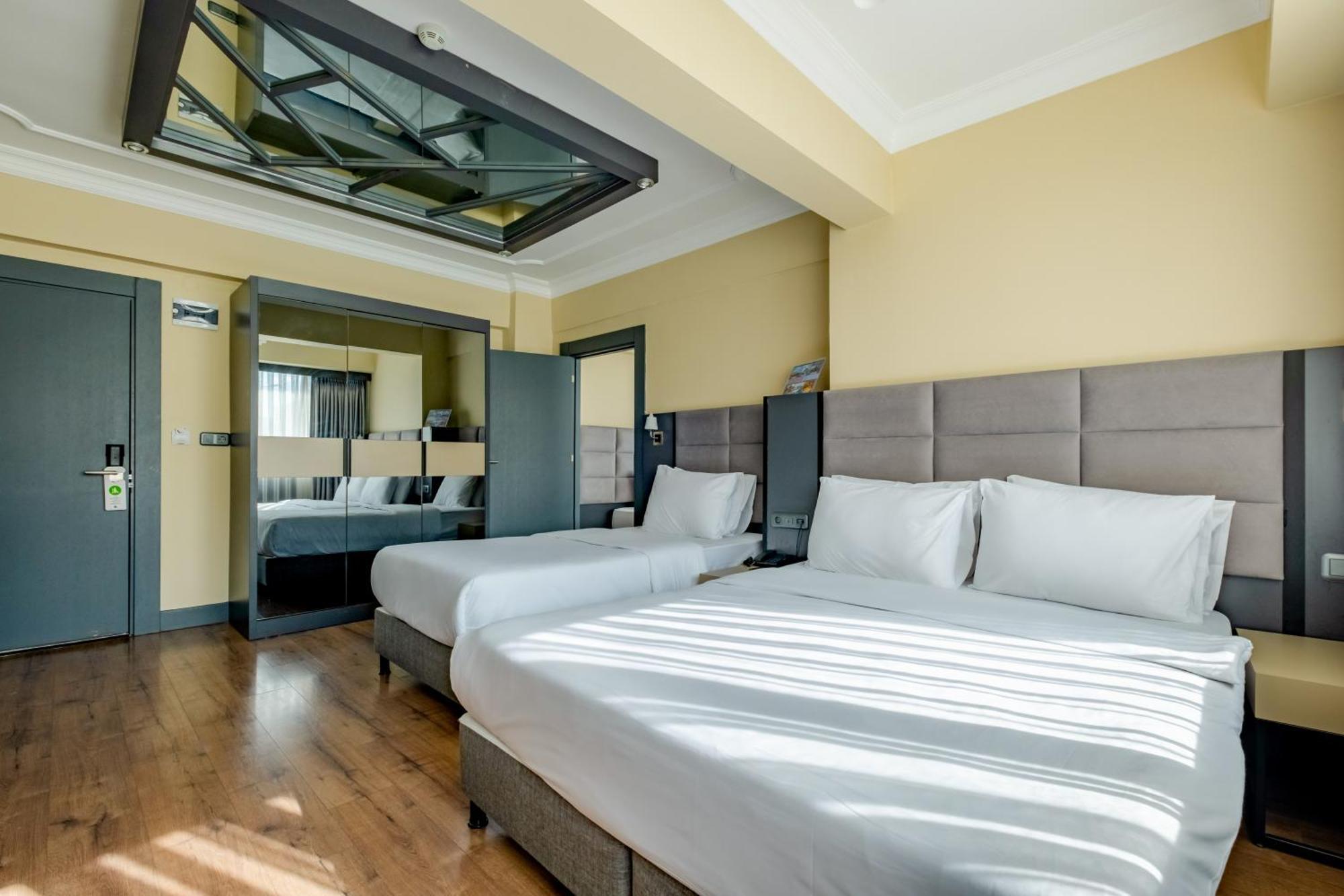 เอฟอาร์ที แอร์ไลน์ โฮเต็ล Hotel Arnavutkoy ภายนอก รูปภาพ